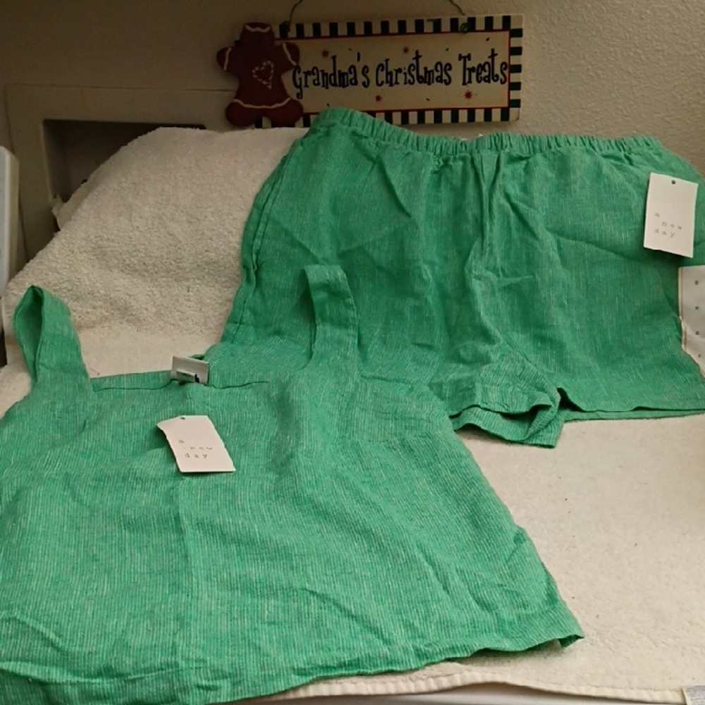 Ladies Shorts Set
